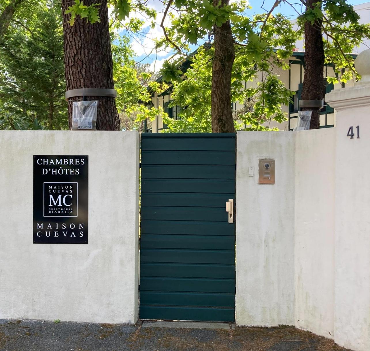 Casa de hóspedes Maison Cuevas 2*